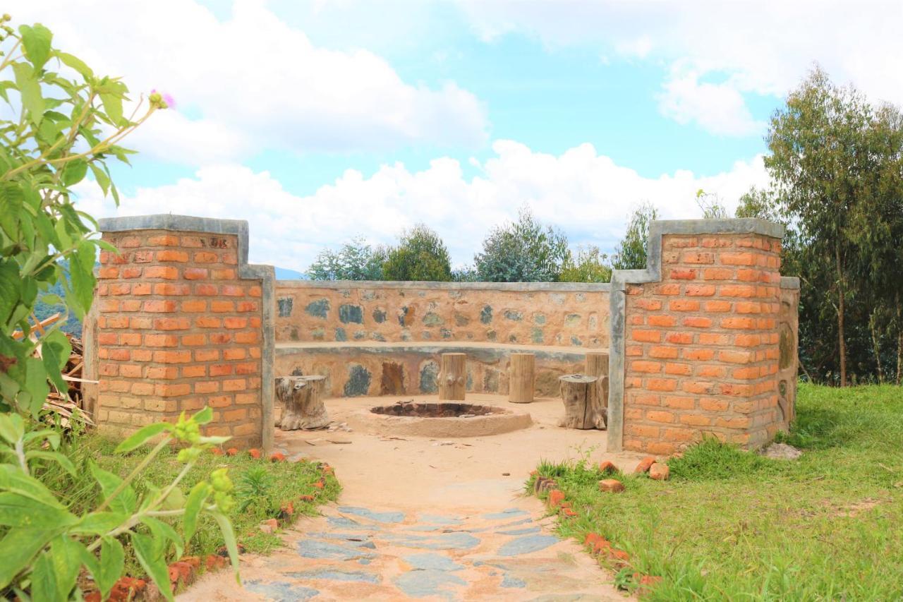 Kitabi Ecocenter Hotel Gabegi Exterior photo