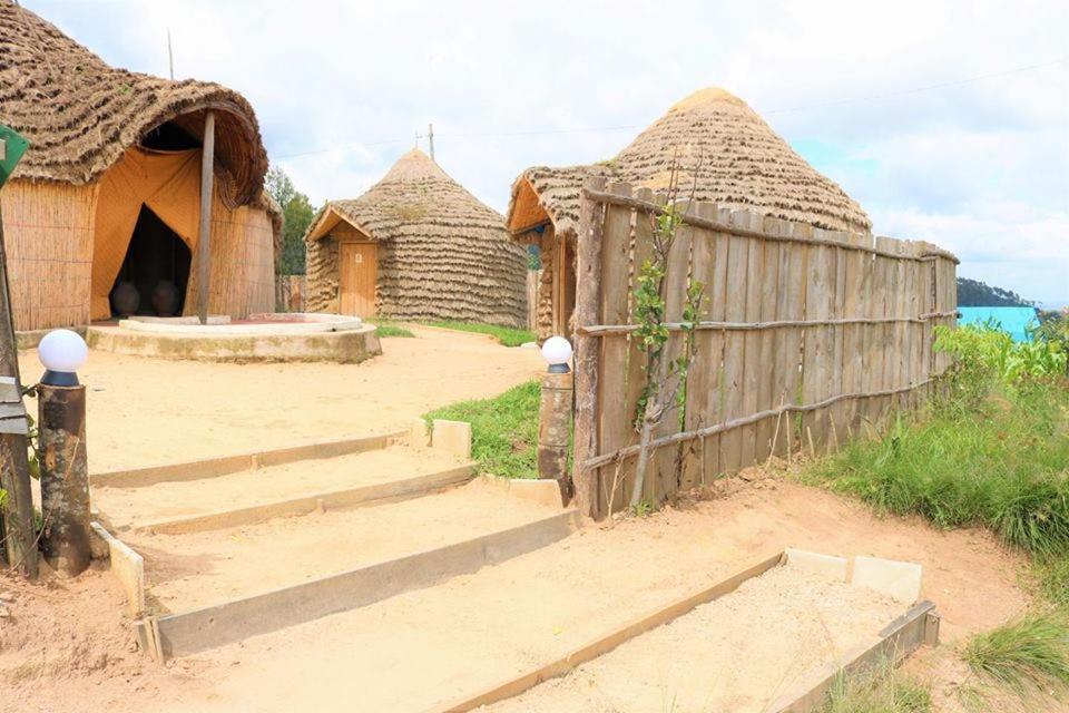 Kitabi Ecocenter Hotel Gabegi Exterior photo